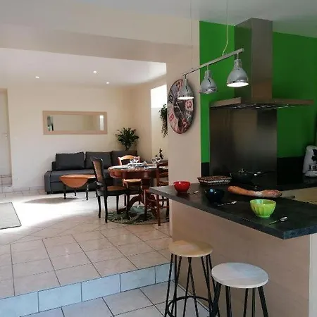 La Ferme Aux Vaches 度假居 *